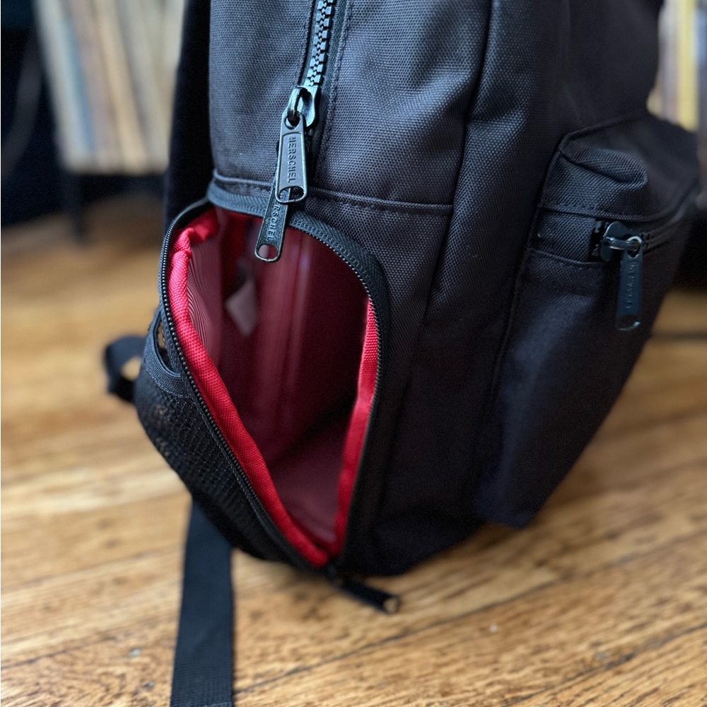 Herschel Black Settlement Backpack - 24L - Picture 5 of 7